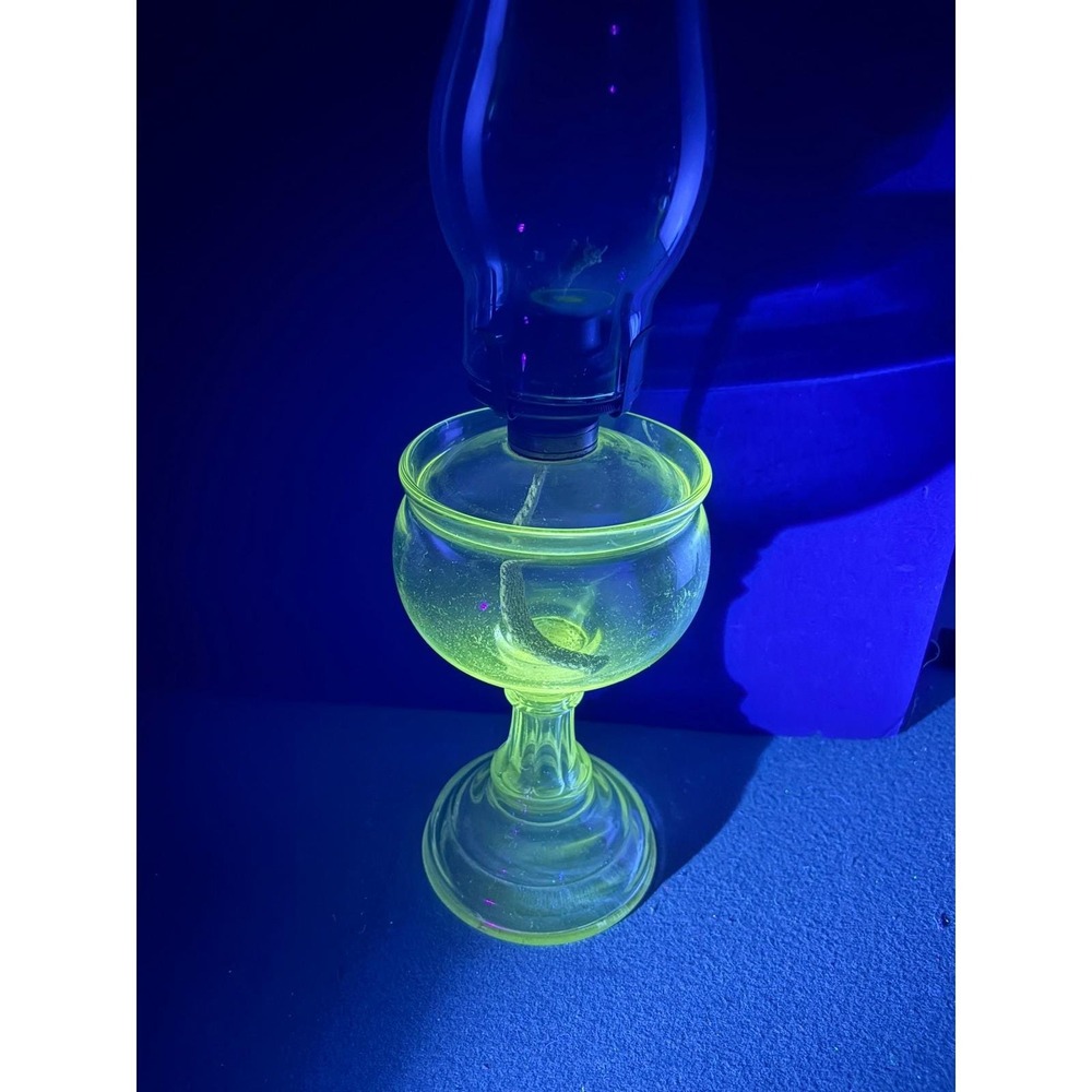 Antique Clear Green Glow Glass Kerosene Oil Lamp UV Victorian Hurricane Lamp